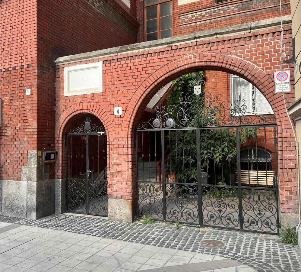 Ili Apartment Budapest Kültér fotó